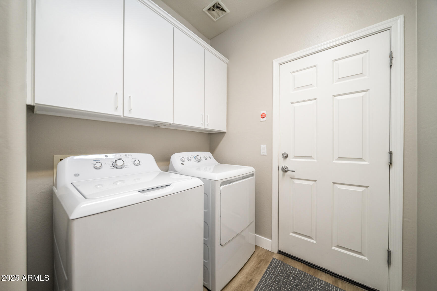 6375 West Heritage Way Florence, AZ 85132 - Photo 34 of 36 a utility room with dryer and washer