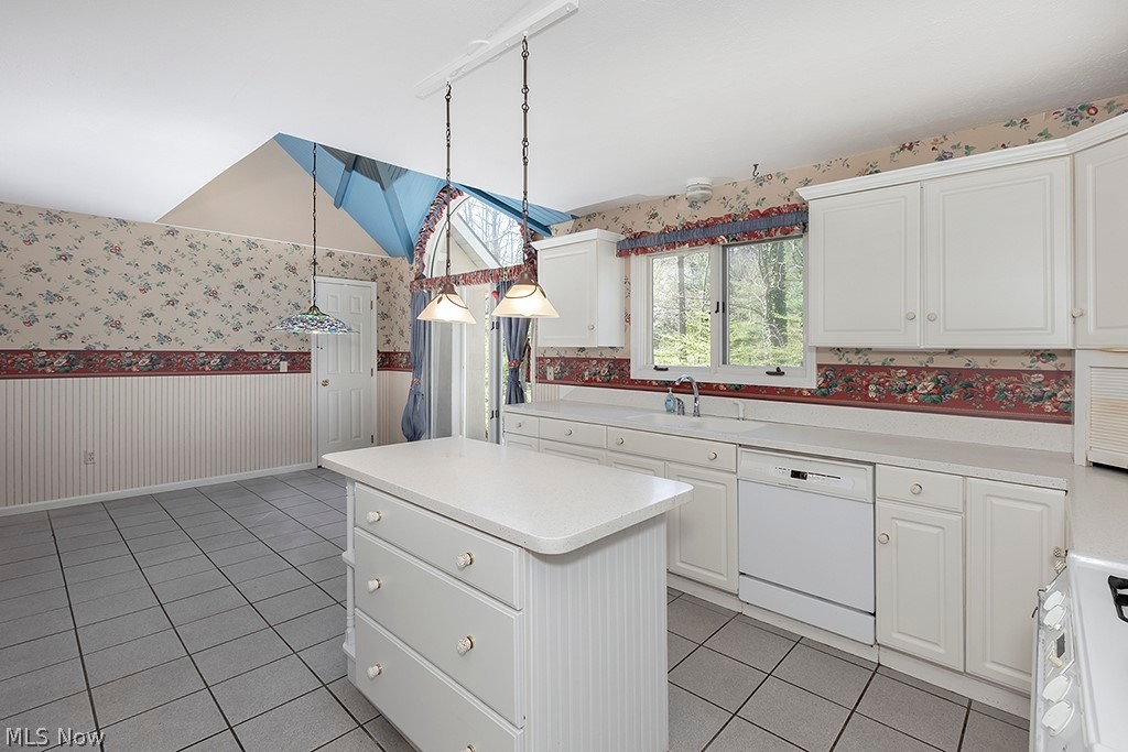 7930 Chagrin Road Chagrin Falls, OH 44023 - Photo 17 of 48 Gallery Image 17