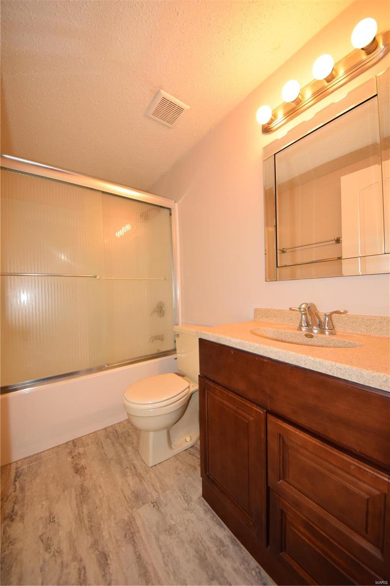 1969 Raintree Trail Collinsville, IL 62234 - Photo 20 of 39 Gallery Image 20