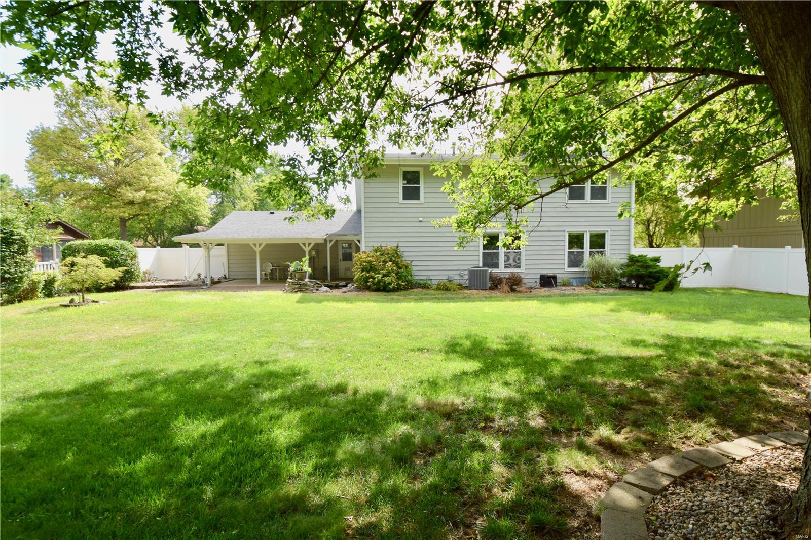 1969 Raintree Trail Collinsville, IL 62234 - Photo 38 of 39 Gallery Image 38