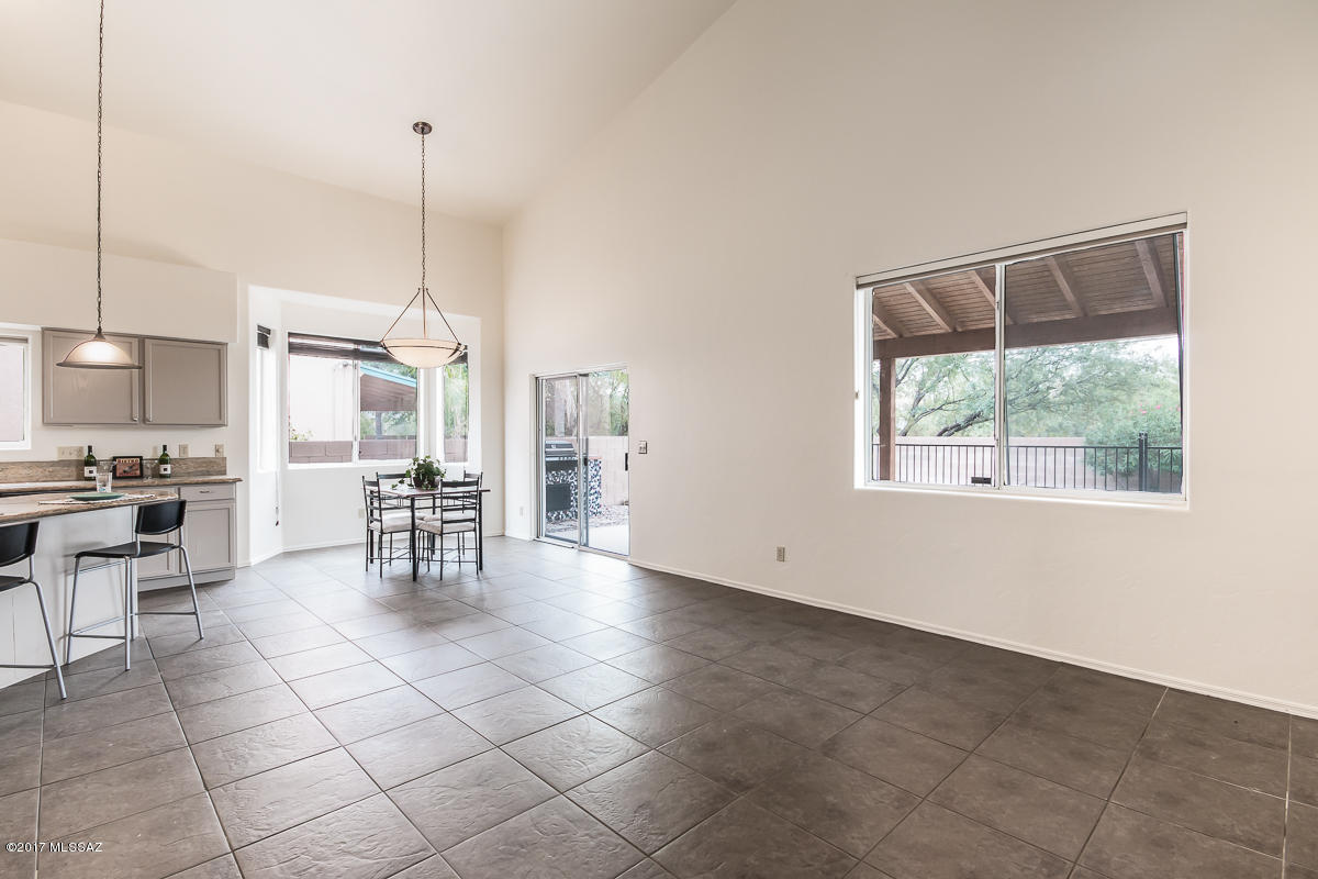 8172 East Quartz Ridge Drive Tucson, AZ 85715 - Photo 15 of 39