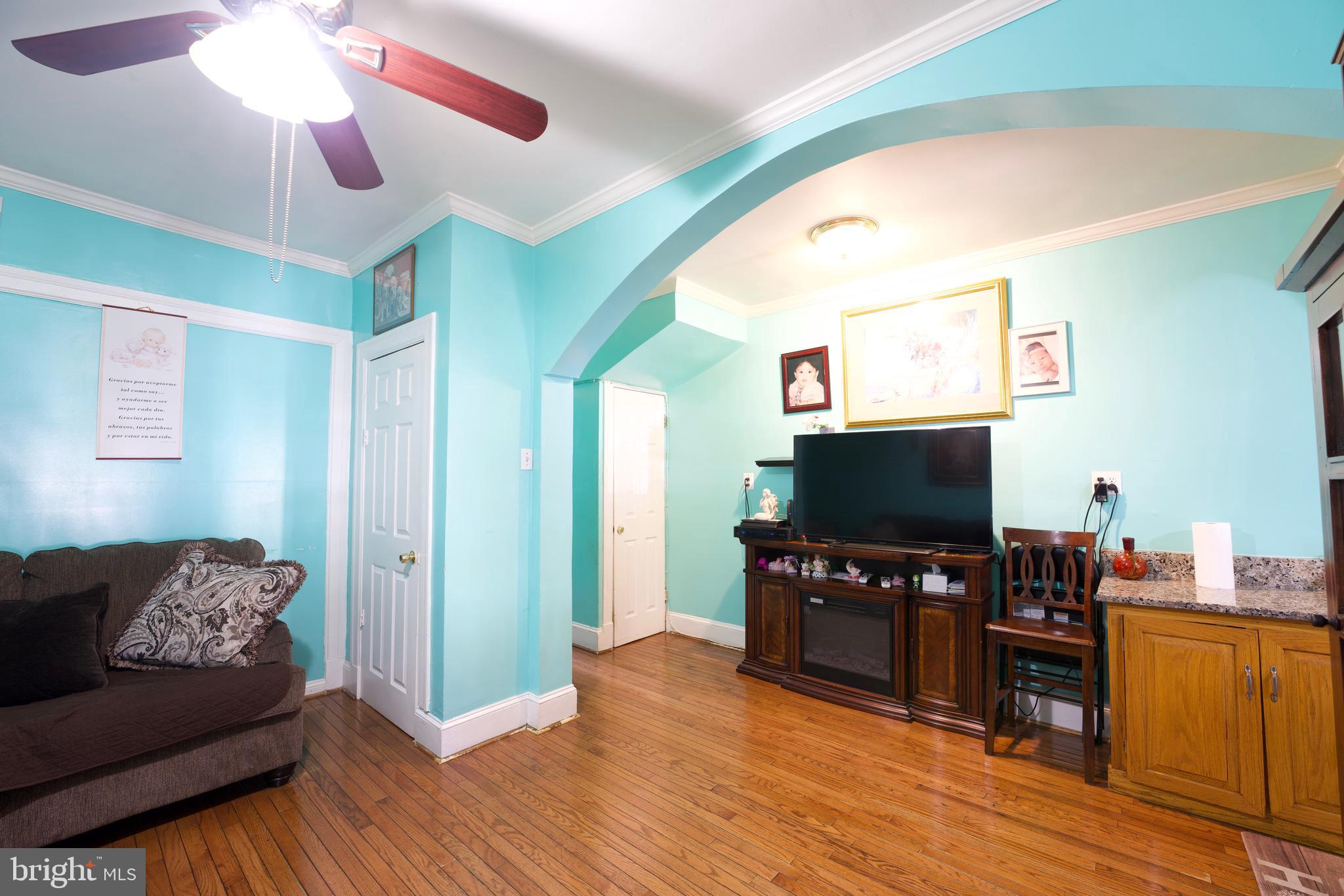 761 Columbia Road Northwest Washington, DC 20001 - Photo 4 of 11 Gallery Image 4