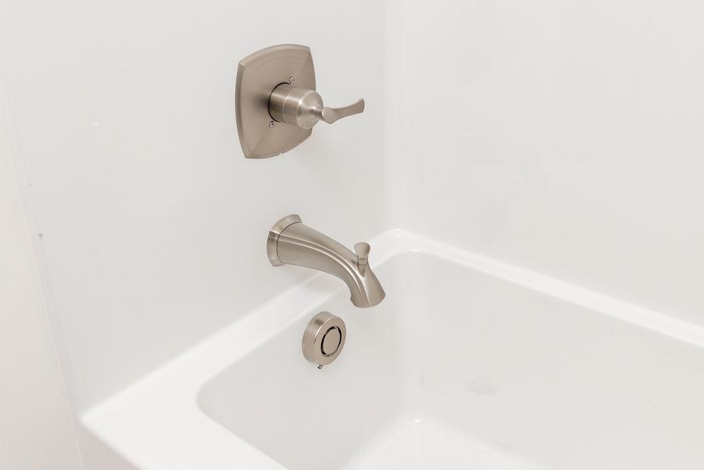 833 Faber Avenue Waynesboro, VA 22980 - Photo 17 of 36 a bathroom with a shower