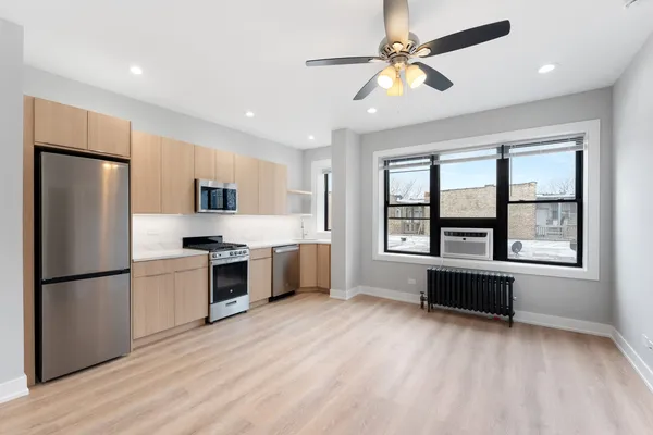 $1,695 | 1546 West Jonquil Terrace, Unit 306, Chicago, IL 60626