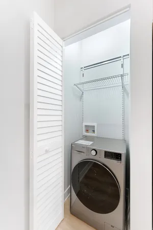 $1,695 | 1546 West Jonquil Terrace, Unit 306, Chicago, IL 60626