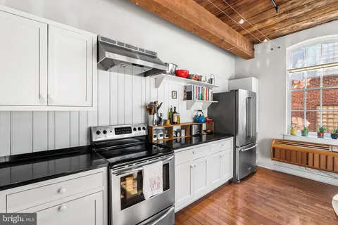 $475,000 | 205 Cuthbert Street, Unit 201, Philadelphia, PA 19106