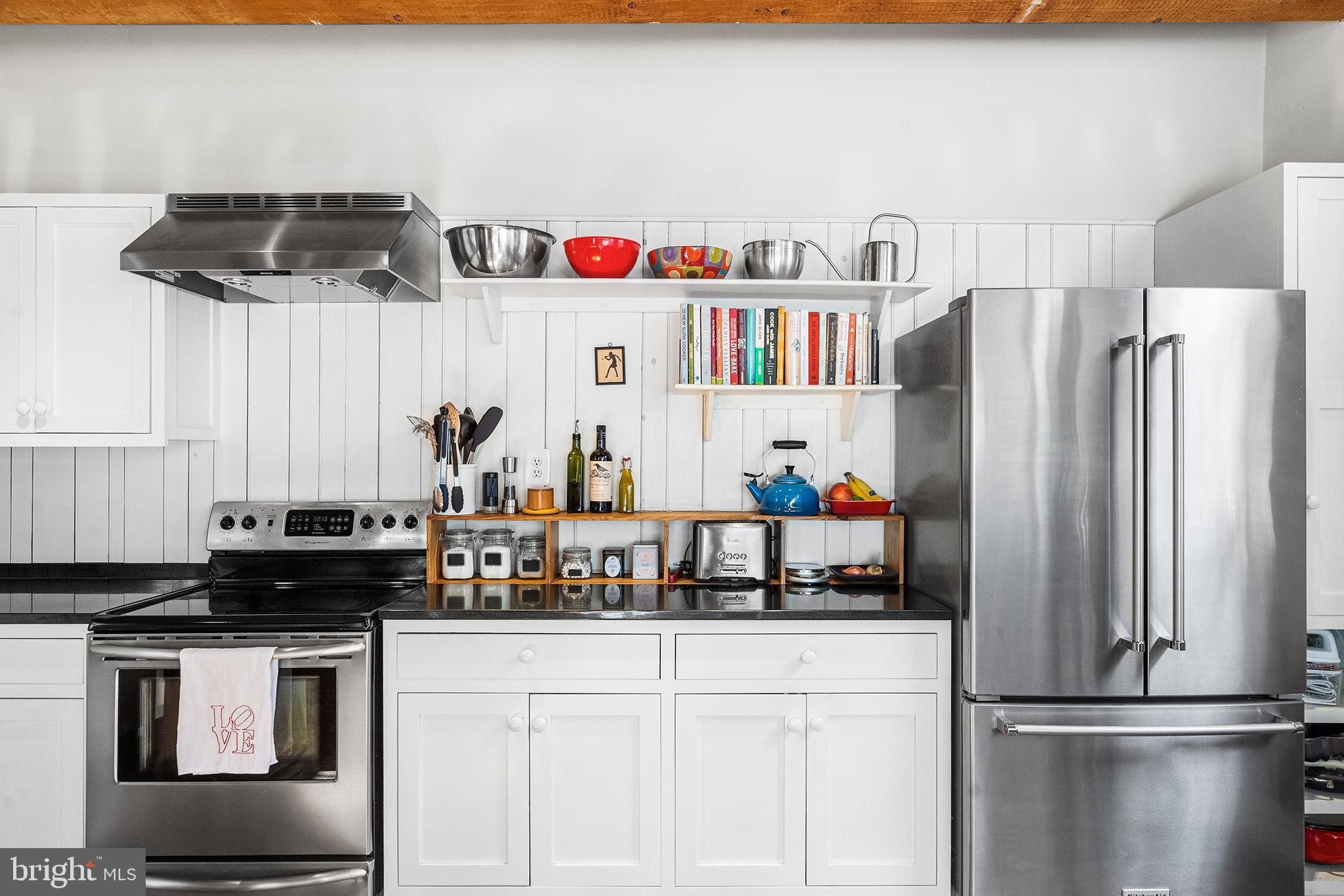 205 Cuthbert Street, Unit 201 Philadelphia, PA 19106 - Photo 13 of 41