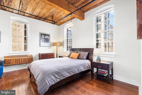 $475,000 | 205 Cuthbert Street, Unit 201, Philadelphia, PA 19106