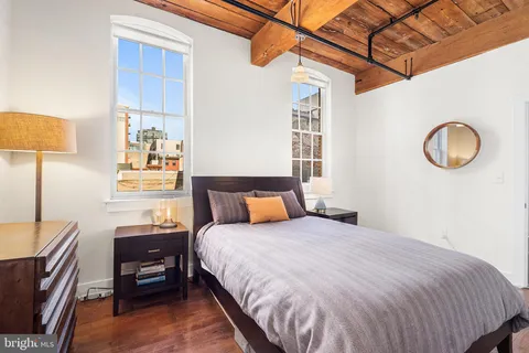 $475,000 | 205 Cuthbert Street, Unit 201, Philadelphia, PA 19106