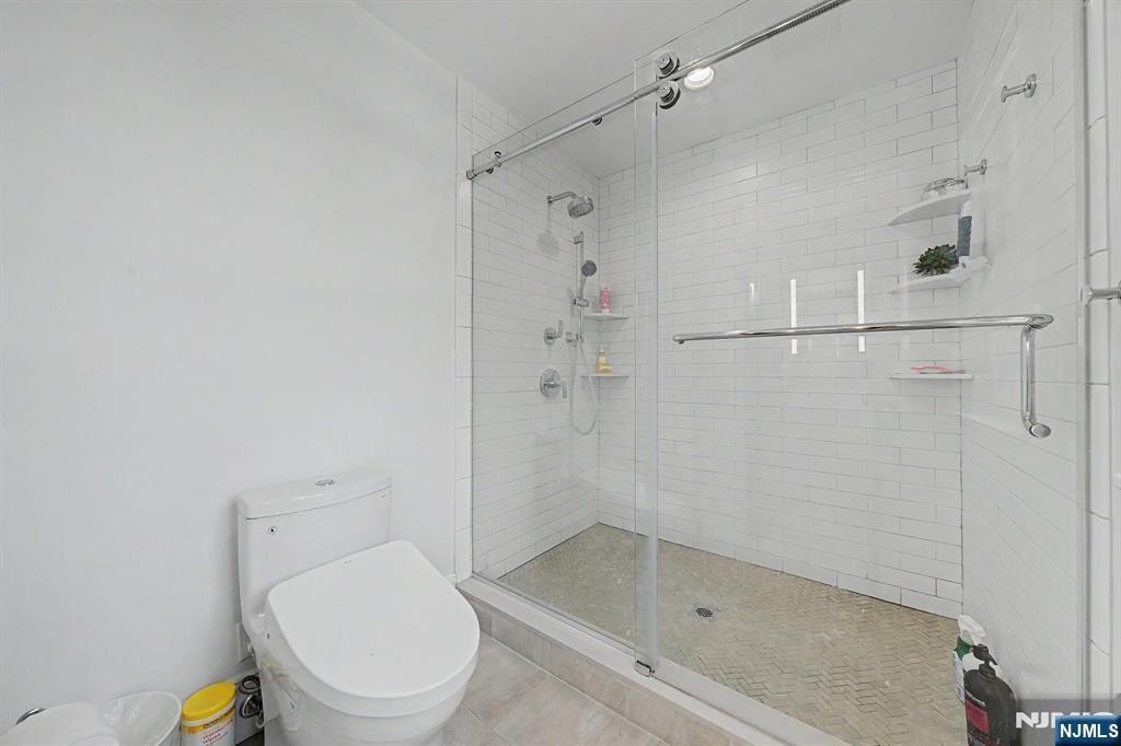 26 George Street Allendale, NJ 07401 - Photo 14 of 31