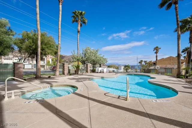 $325,000 | 262 Bighorn Drive, Boulder City, NV 89005
