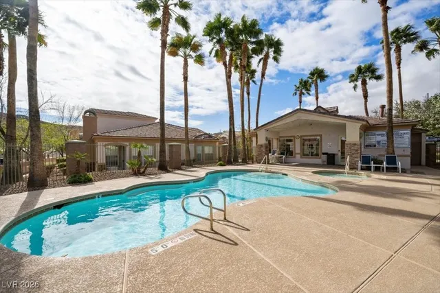 $325,000 | 262 Bighorn Drive, Boulder City, NV 89005