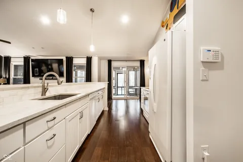 $550,000 | 1085 Fleetwood Drive, Indianapolis, IN 46228