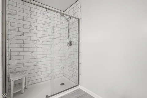 $550,000 | 1085 Fleetwood Drive, Indianapolis, IN 46228