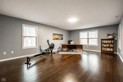 $550,000 | 1085 Fleetwood Drive, Indianapolis, IN 46228