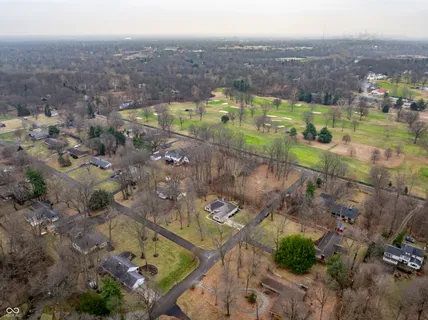 $550,000 | 1085 Fleetwood Drive, Indianapolis, IN 46228