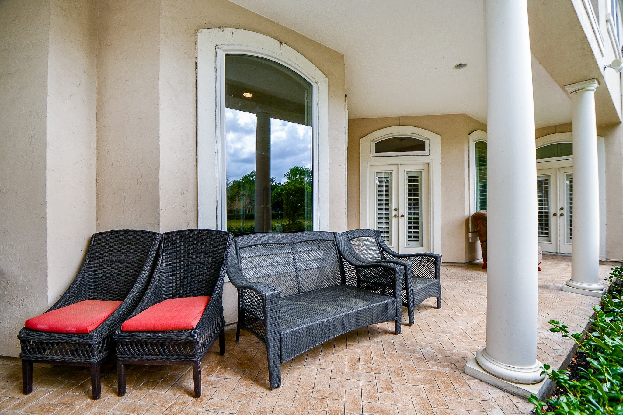12711 Waterside Way Houston, TX 77041 - Photo 37 of 48 Side patio.