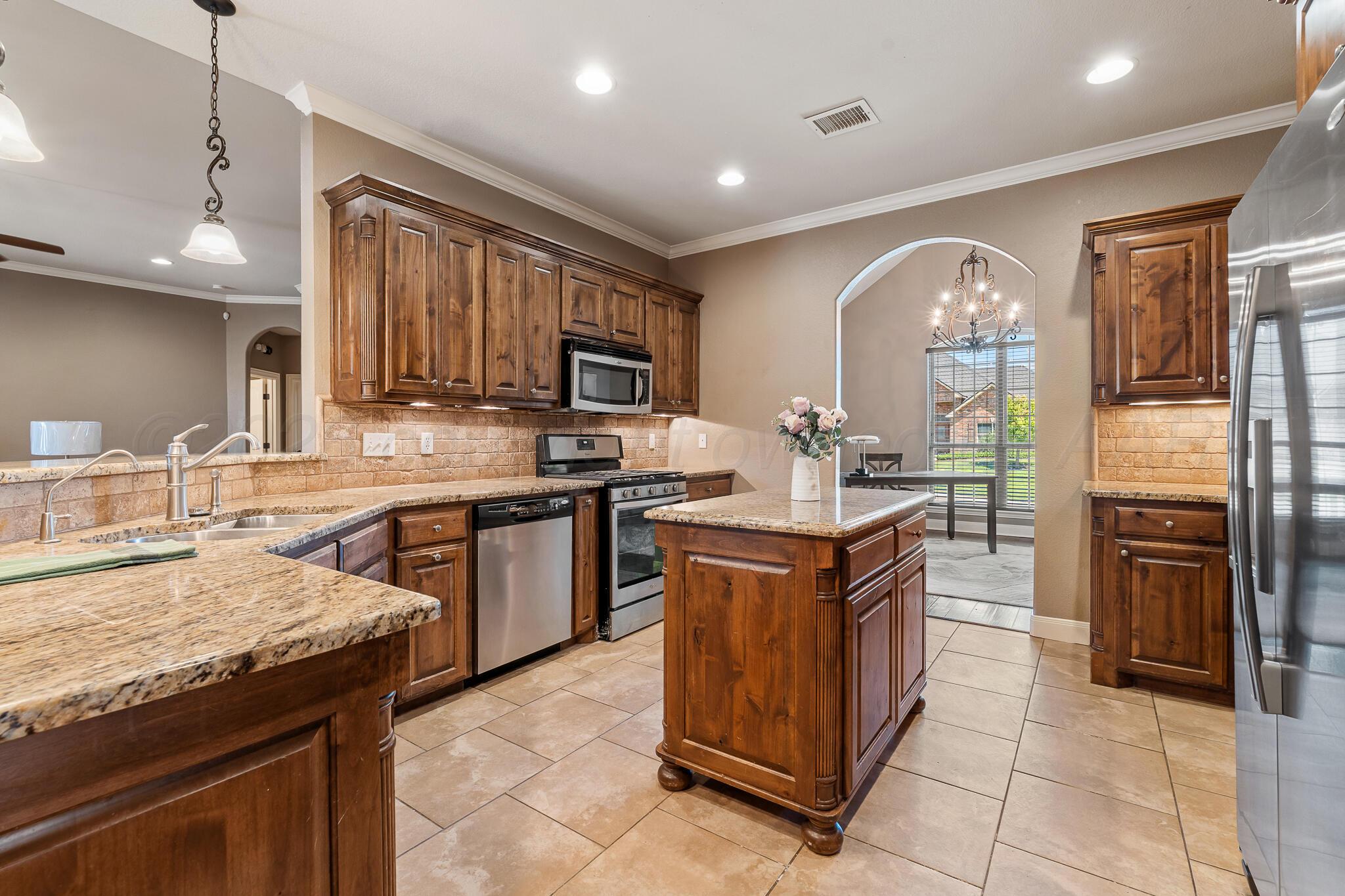 6903 Spring Cherry Lane Amarillo, TX 79124 - Photo 12 of 41 Kitchen 2