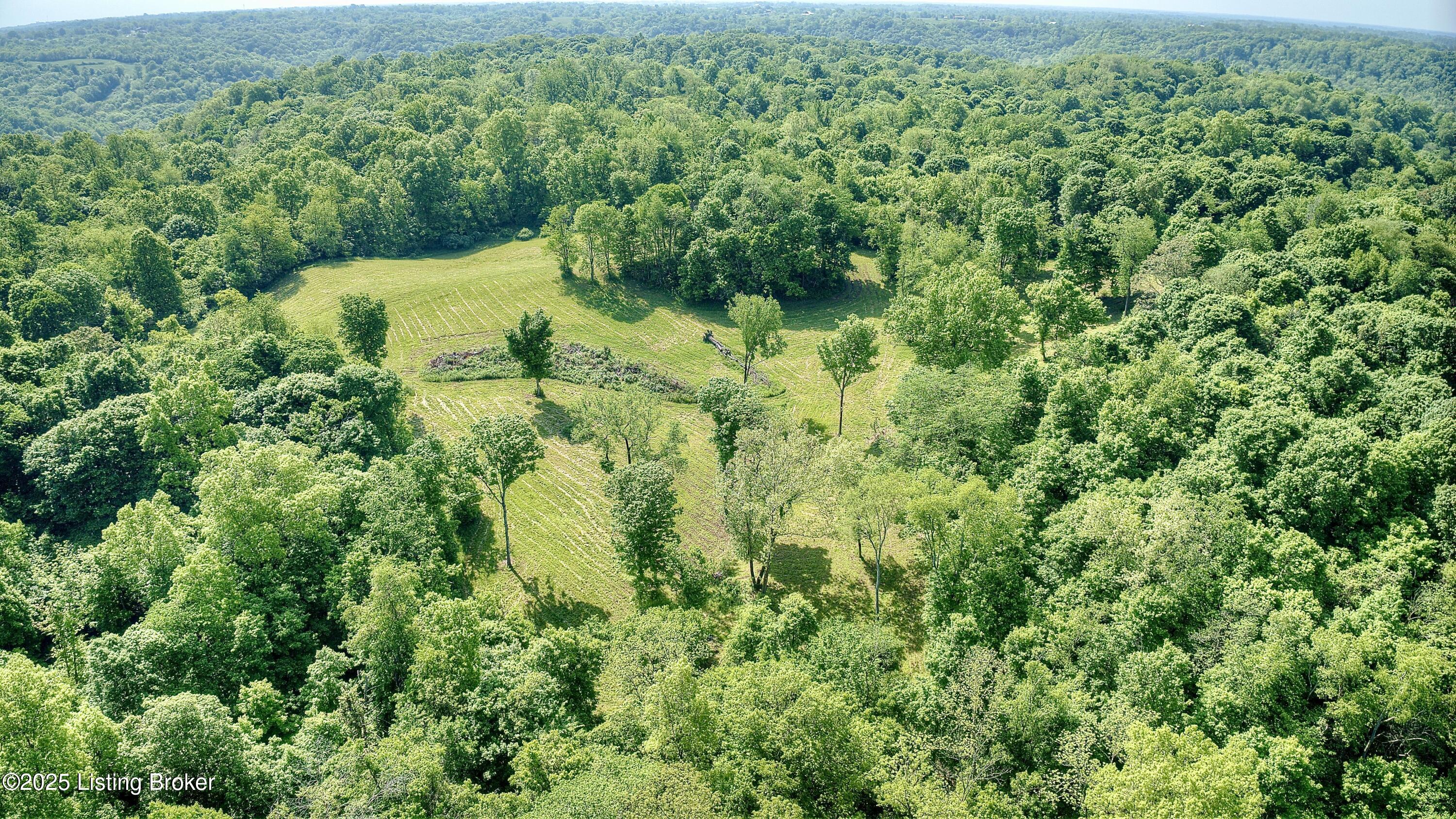8069 B Howe Road Burlington, KY 41005 - Photo 10 of 17 10