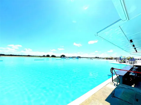 $2,700 | 11476 Radiant Shr Loop, San Antonio, FL 33576