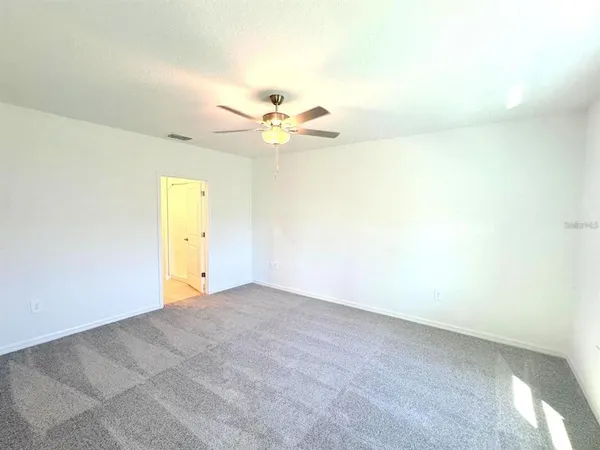 $2,700 | 11476 Radiant Shr Loop, San Antonio, FL 33576