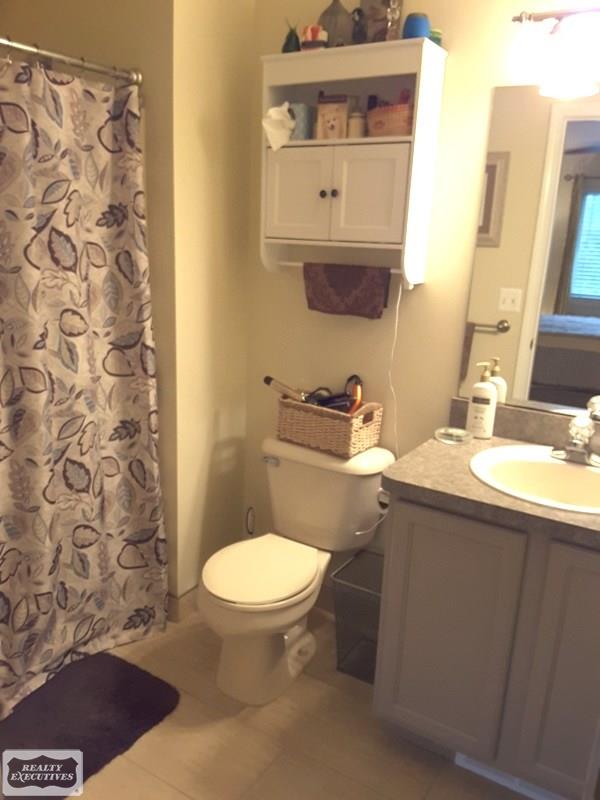 517 Victoria Lane Romeo, MI 48065 - Photo 17 of 35 31333421-16.JPG