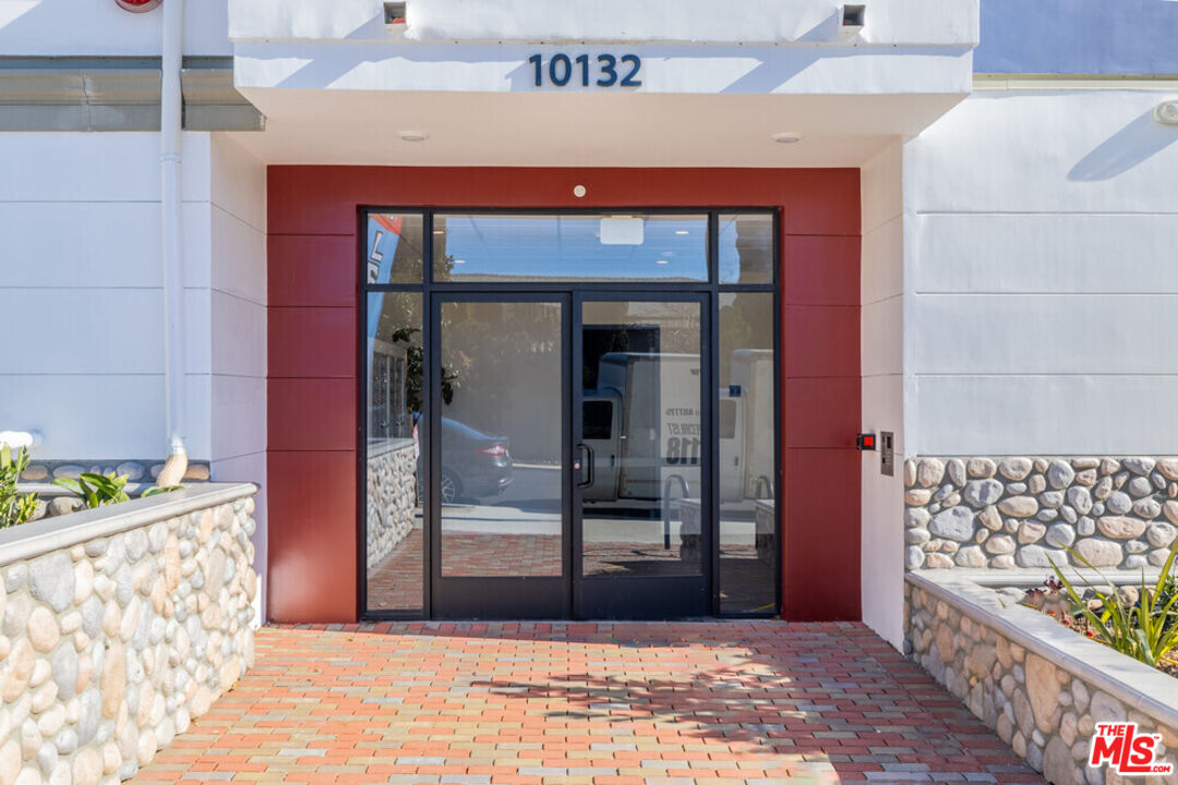 10132 Commerce Avenue Tujunga, CA 91042 - Photo 31 of 31