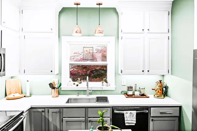 $237,000 | 411 Willard Avenue, Bloomington, IL 61701