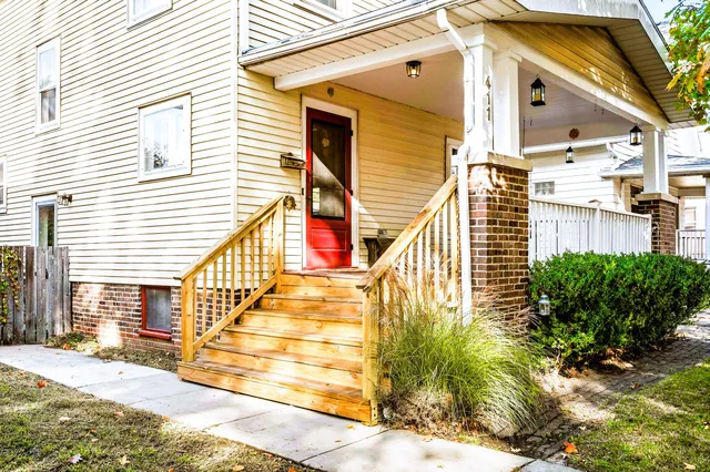 $237,000 | 411 Willard Avenue, Bloomington, IL 61701