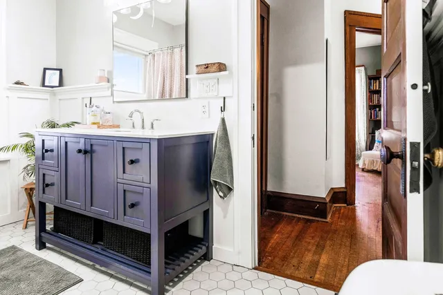 $237,000 | 411 Willard Avenue, Bloomington, IL 61701