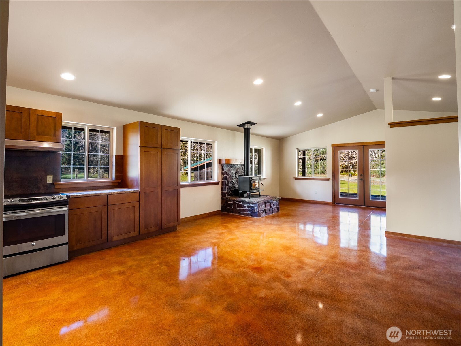 2298 Undie Road Forks, WA 98331 - Photo 19 of 37