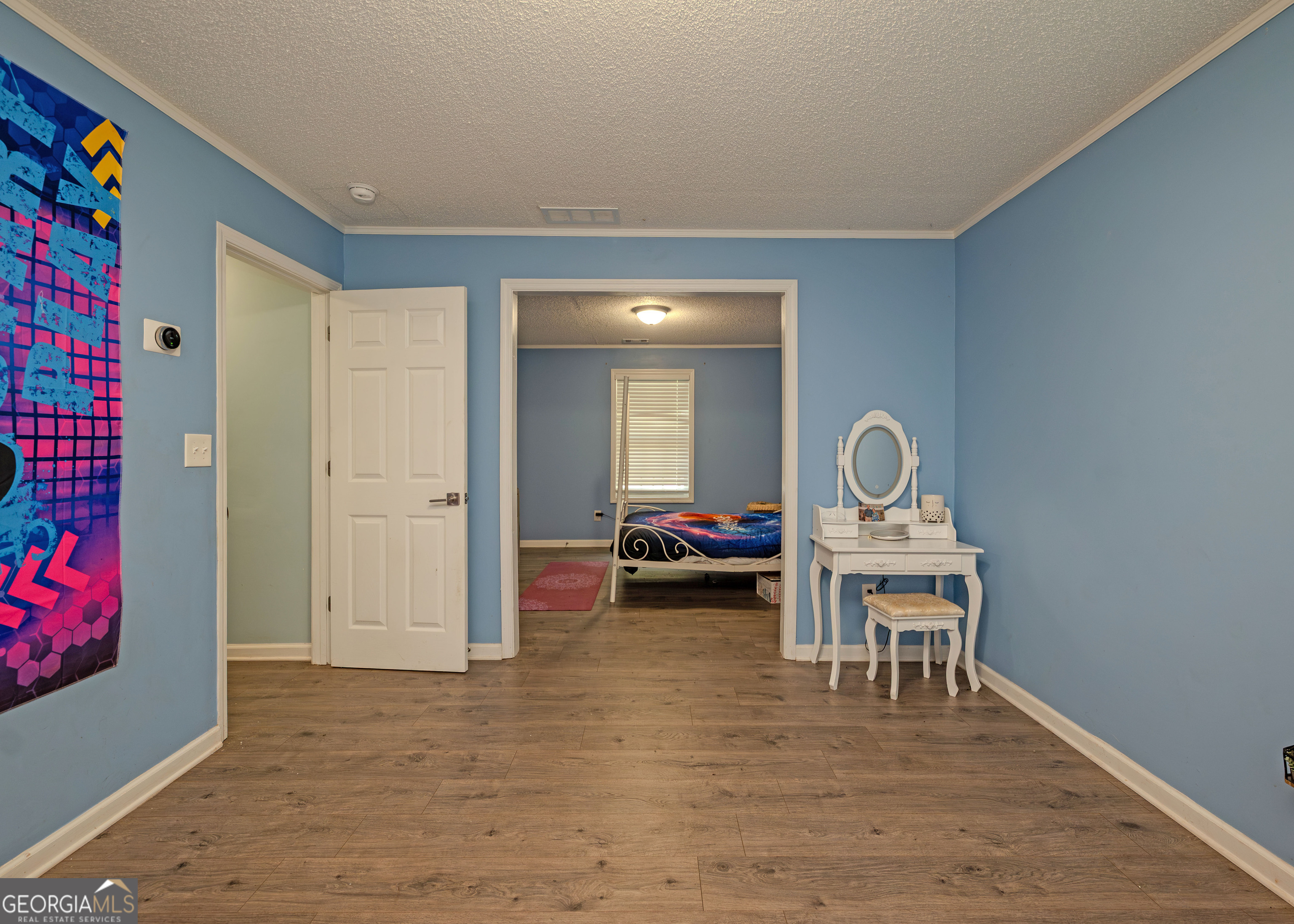87 Little Milltown Road Hartwell, GA 30643 - Photo 30 of 39 a view of a livingroom with furniture and wooden floor