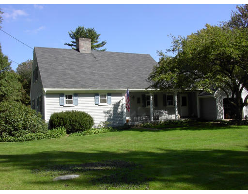 22 Montgomery Road Southampton, MA 01073 - Photo 1 of 13