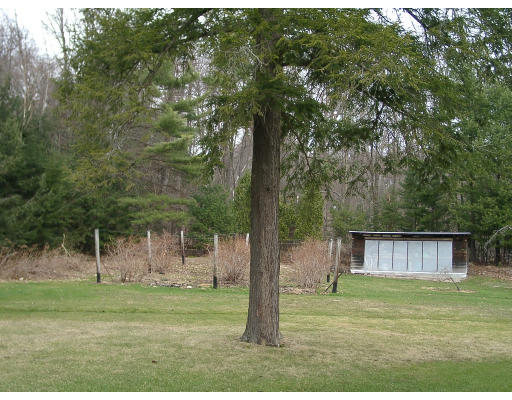 22 Montgomery Road Southampton, MA 01073 - Photo 7 of 13