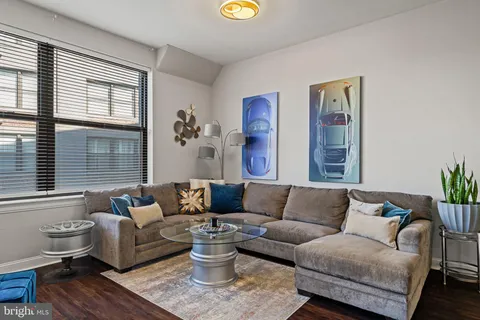 $299,000 | 1100 South Broad Street, Unit 515C, Philadelphia, PA 19146