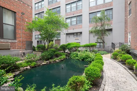 $299,000 | 1100 South Broad Street, Unit 515C, Philadelphia, PA 19146