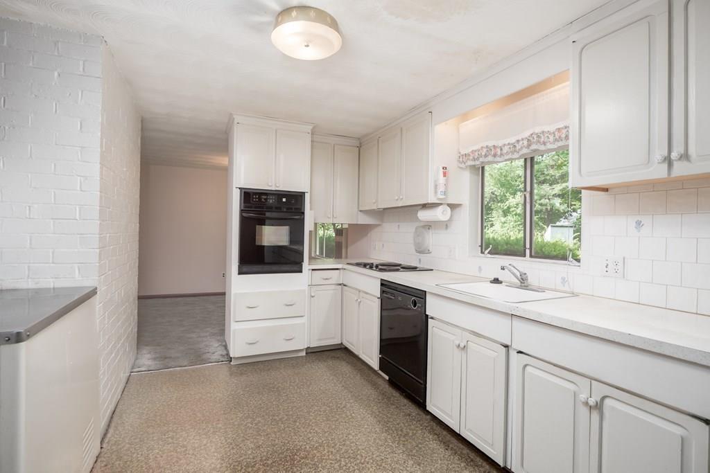 7 Donna Road Chelmsford, MA 01824 - Photo 8 of 29