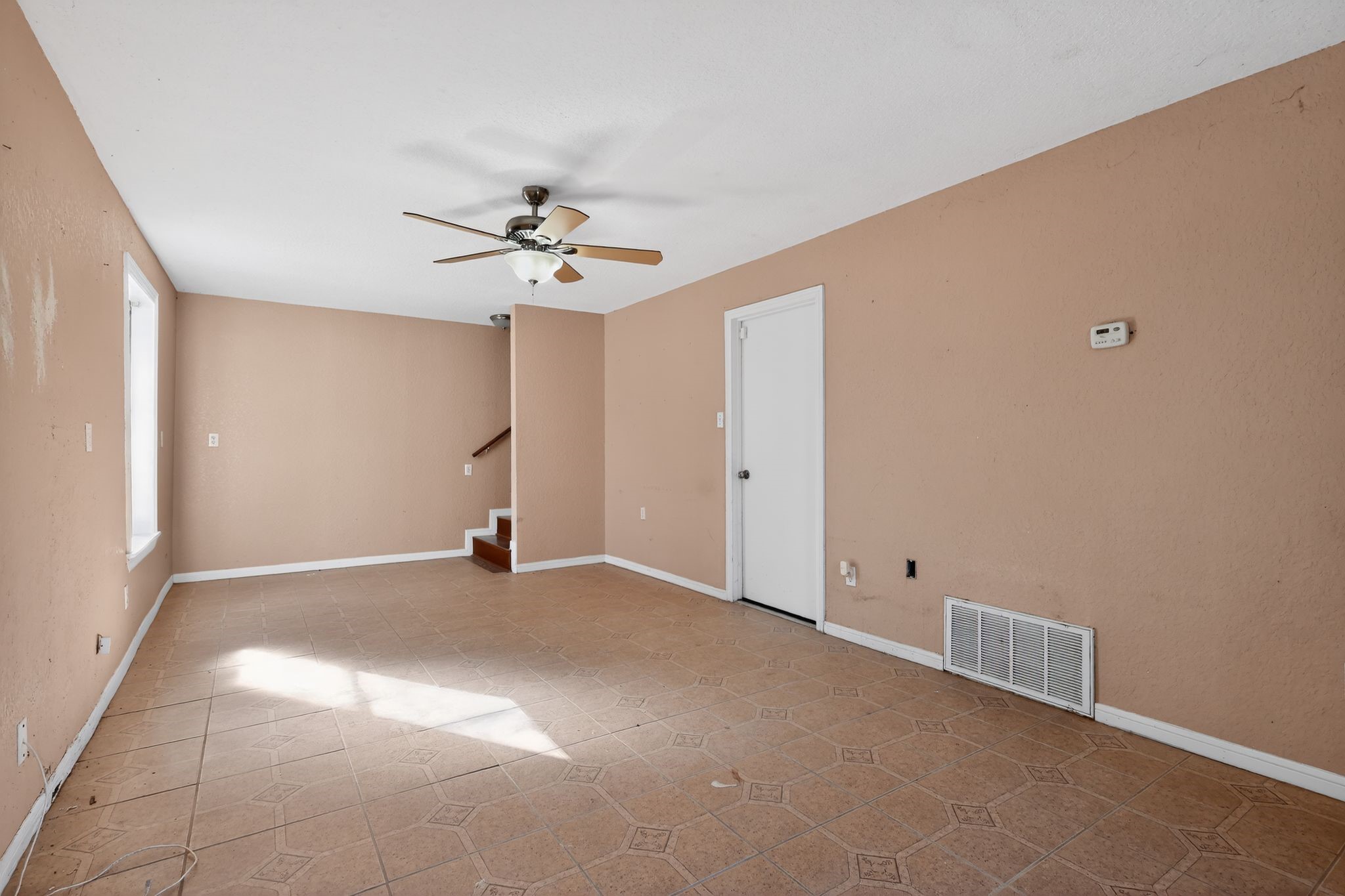 712 East Peach Street Angleton, TX 77515 - Photo 19 of 44