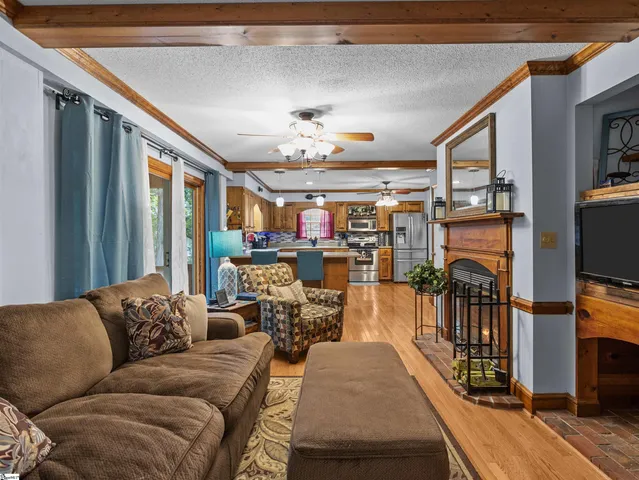 $268,500 | 217 Chatham Court, Greenwood, SC 29649