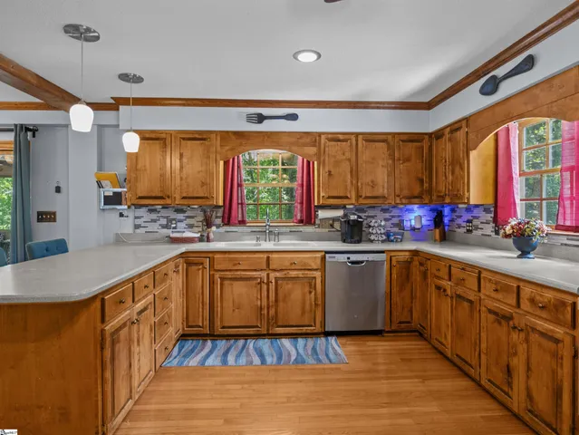 $268,500 | 217 Chatham Court, Greenwood, SC 29649