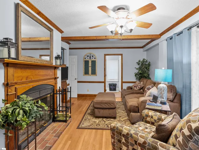 $268,500 | 217 Chatham Court, Greenwood, SC 29649