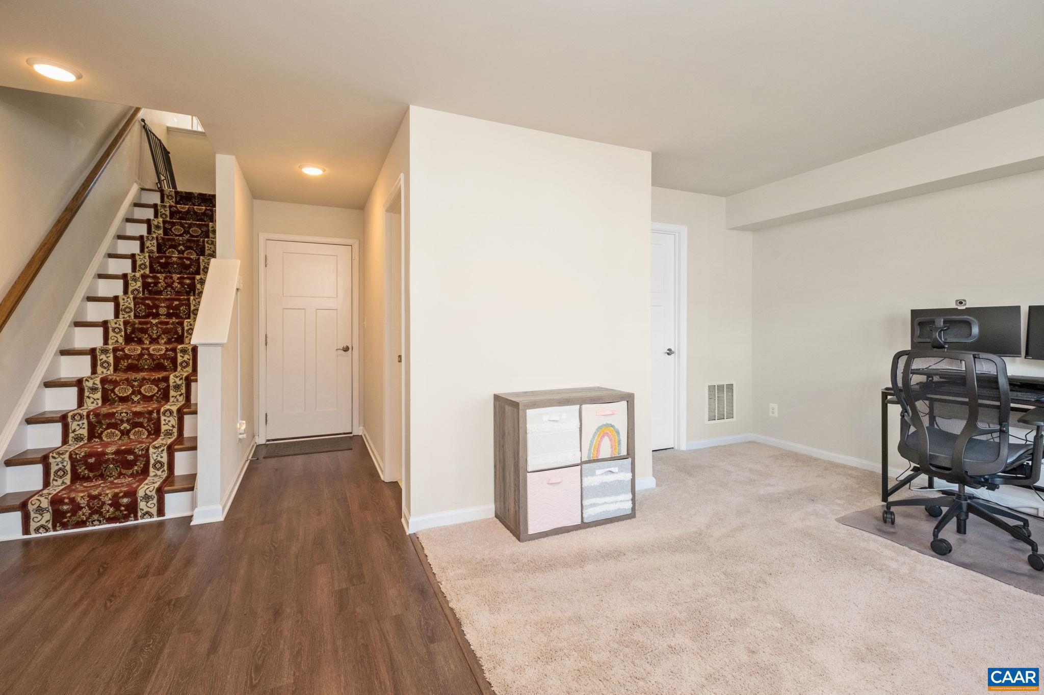 523 Caddy Alley Charlottesville, VA 22911 - Photo 7 of 33