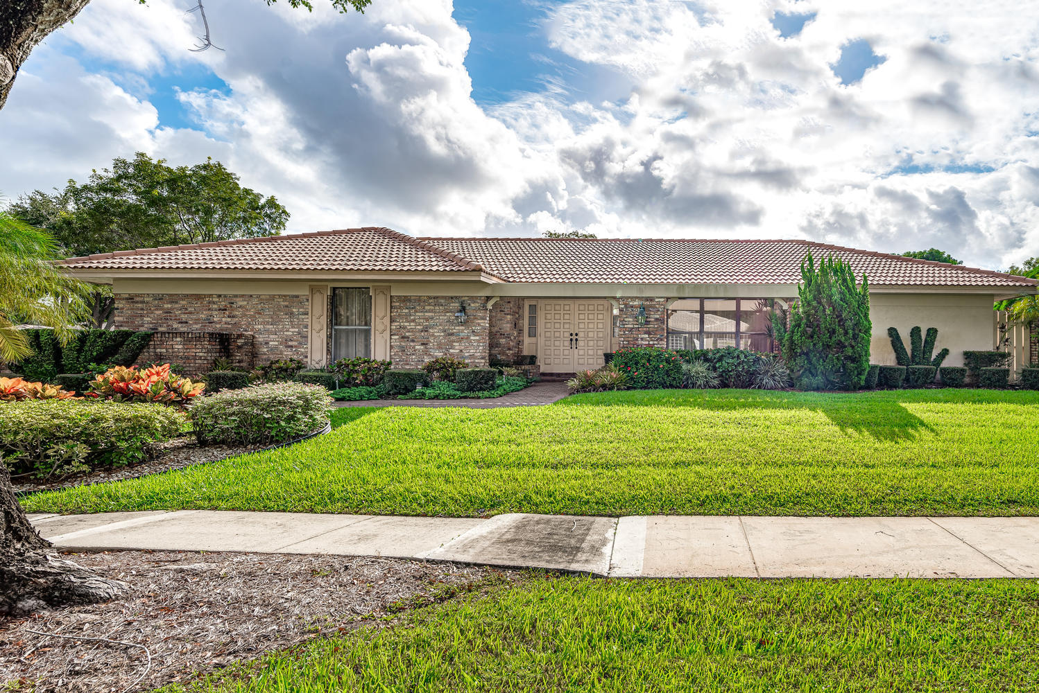 6742 Entrada Place Boca Raton, FL 33433 - Photo 1 of 29 Must See Property-large-002-018-Front-14