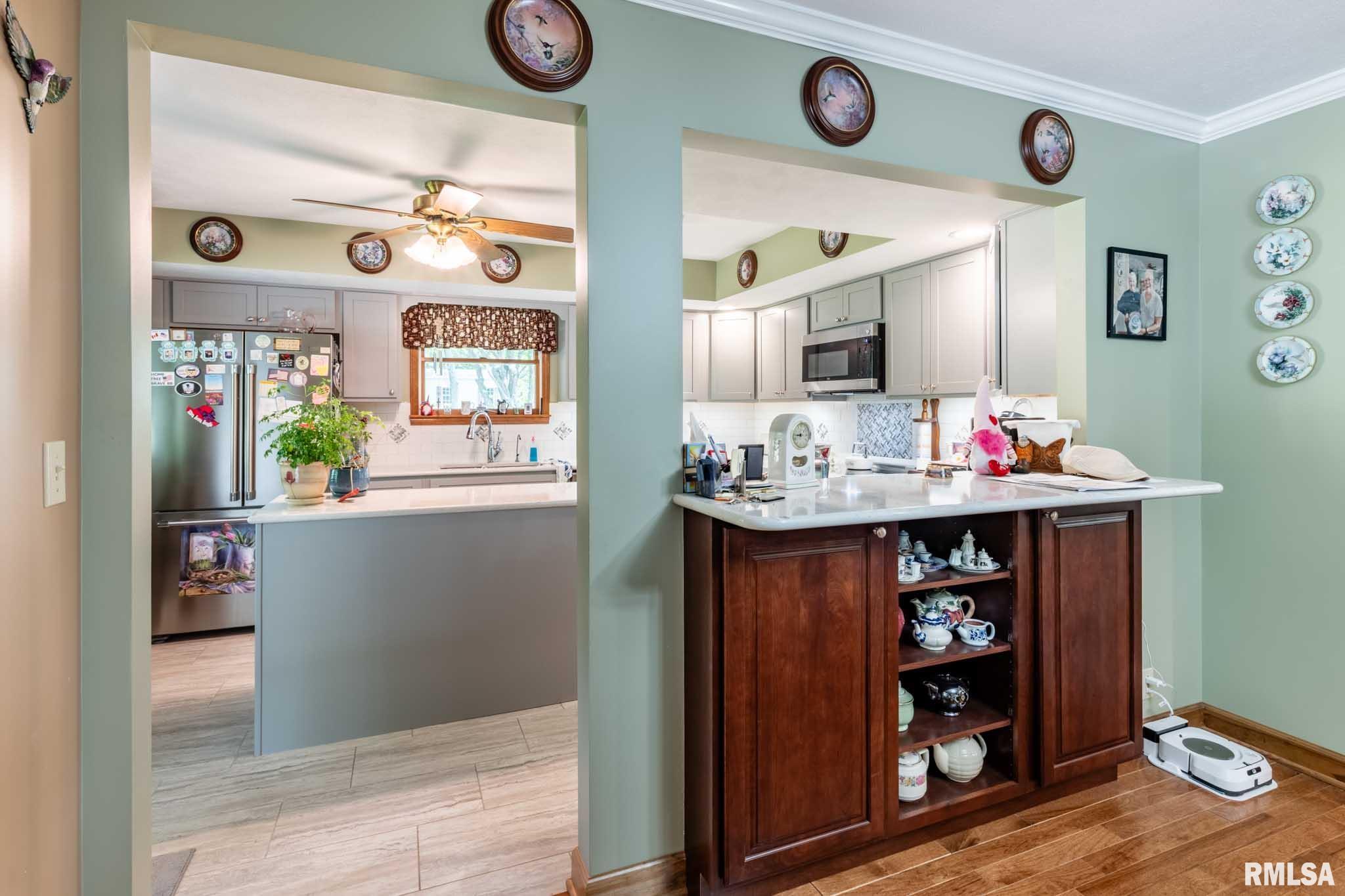 408 West Flora Street Valier, IL 62891 - Photo 11 of 33 Gallery Image 11