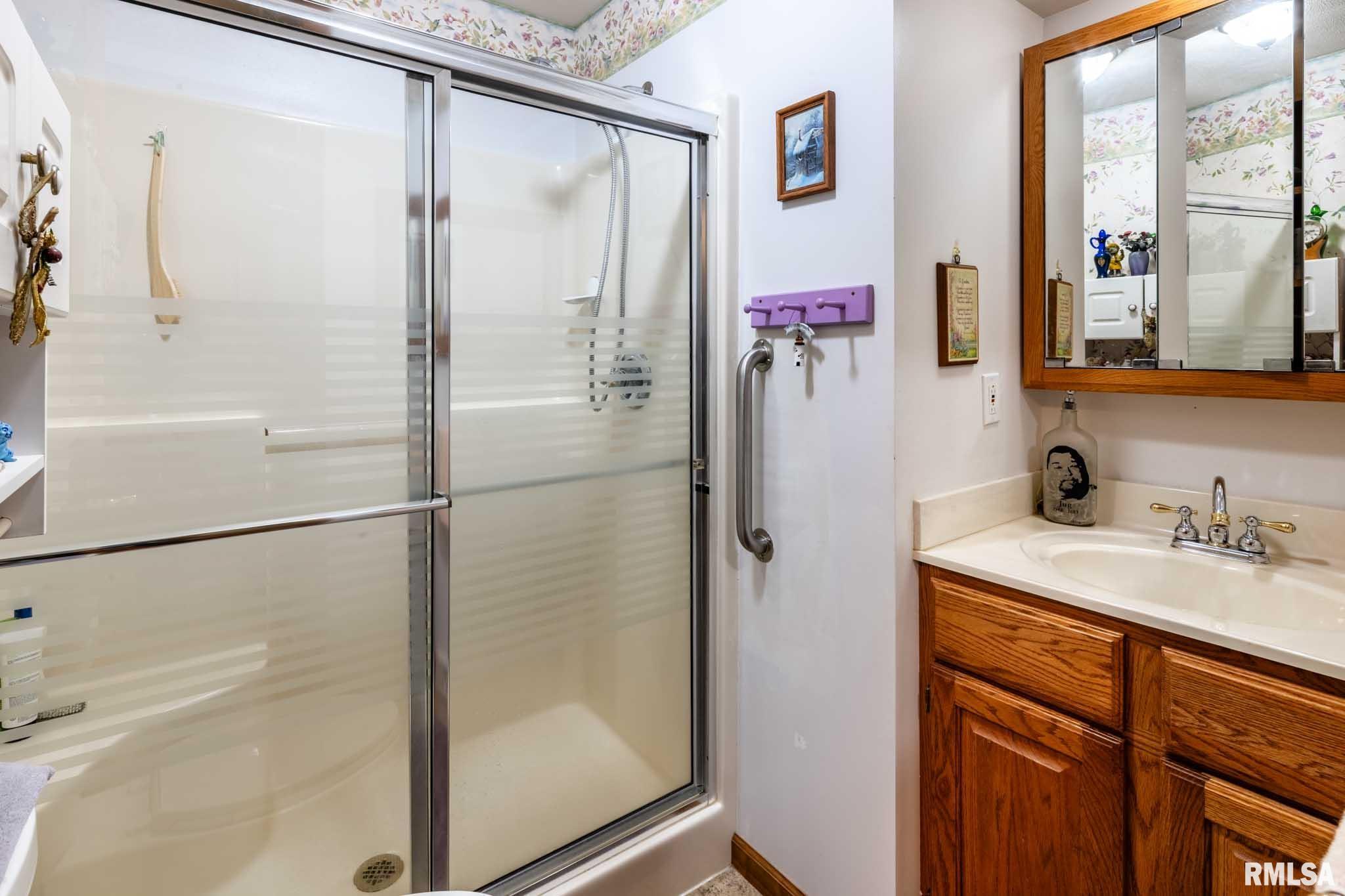 408 West Flora Street Valier, IL 62891 - Photo 20 of 33 Gallery Image 20