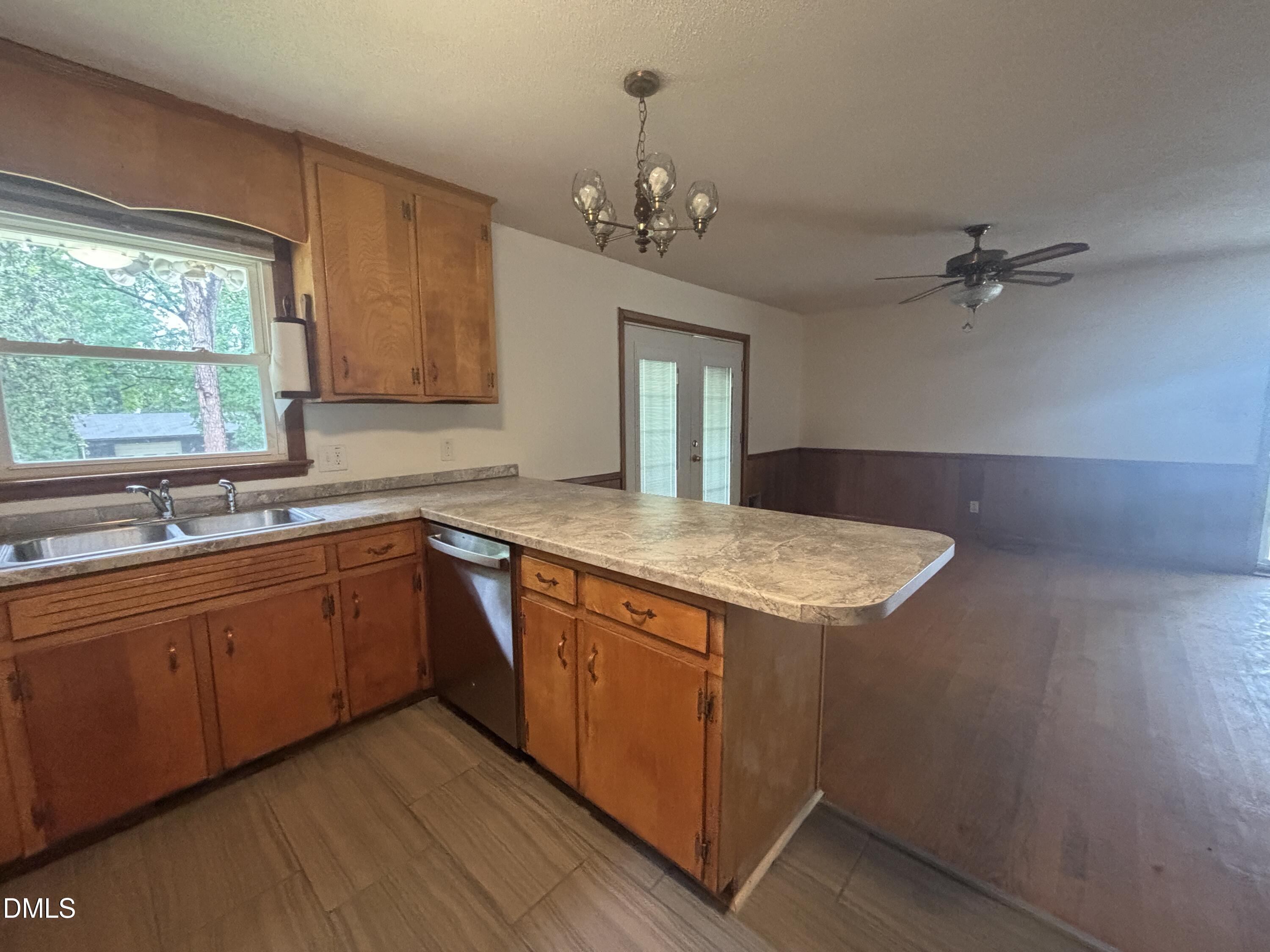 3609 Melrose Drive Raleigh, NC 27604 - Photo 18 of 51 20260623_185743900_iOS