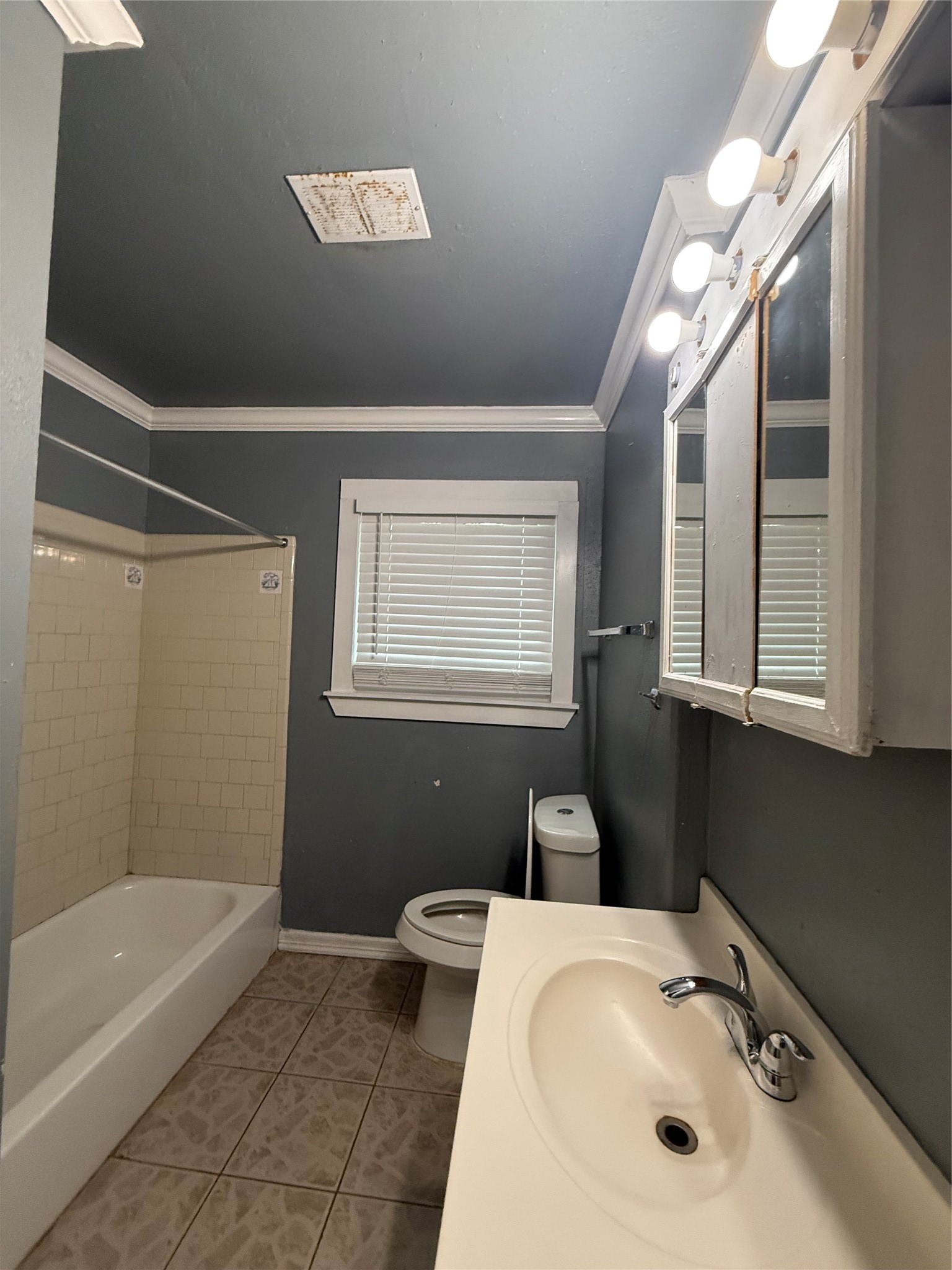 7220 Parker Road Houston, TX 77016 - Photo 12 of 18 Gallery Image 12