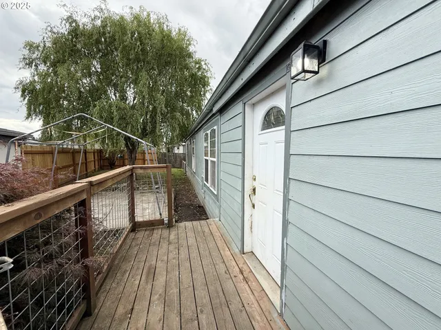 $229,900 | 1282 3rd Street, Unit 37, Lafayette, OR 97127