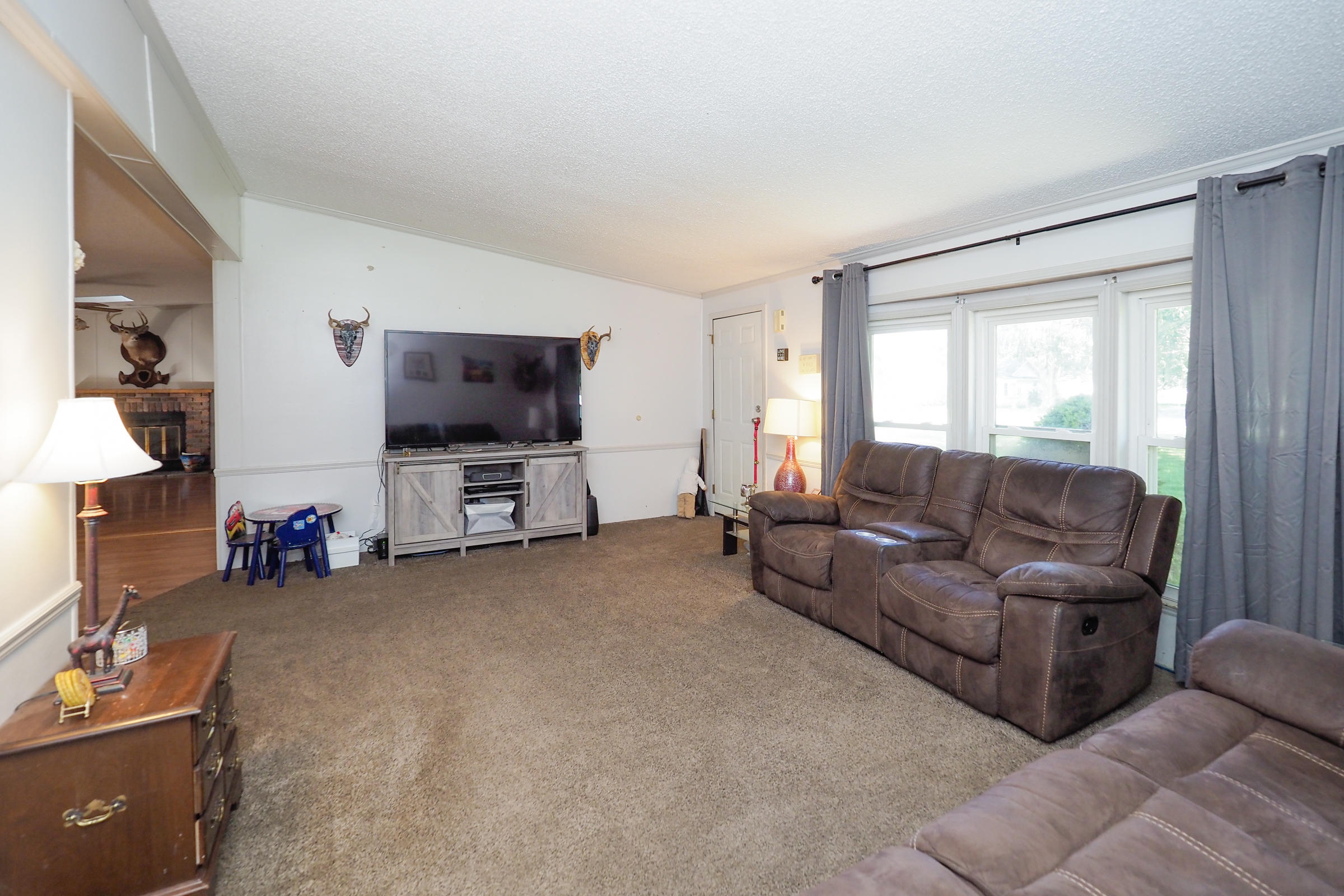 421 Clinton Street Mendon, MI 49072 - Photo 5 of 31 421 Clinton St-105