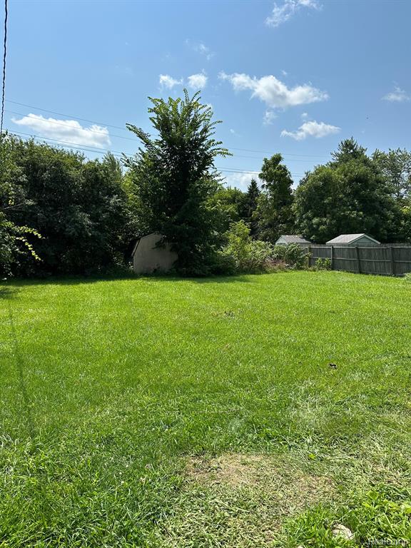 277 West Kennett Road Pontiac, MI 48340 - Photo 13 of 15 Gallery Image 13
